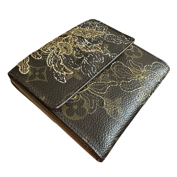 Louis Vuitton Dentelle Ludlow Lace Embroidered Monogram Leather Elise Wallet - Picture 7 of 15